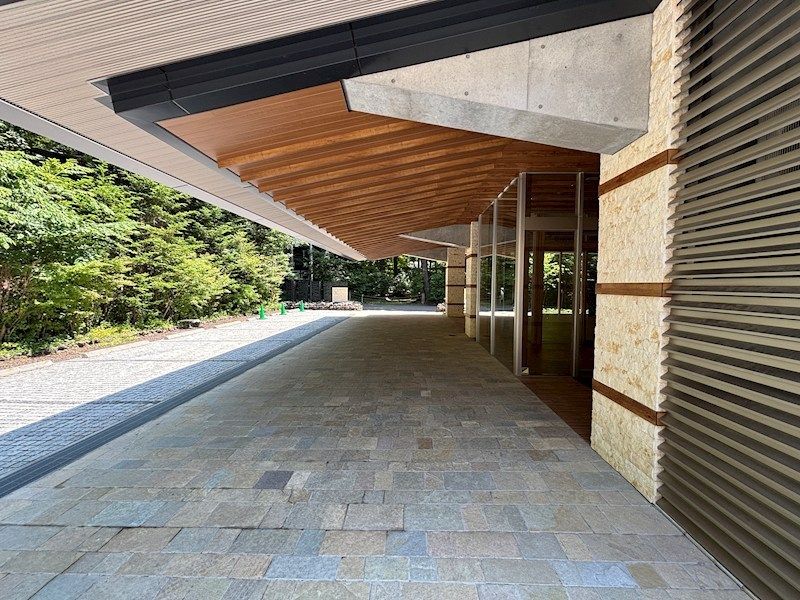 2LDK Apartment in Old Karuizawa, Nagano – 98.10m² - Thumbnail 4