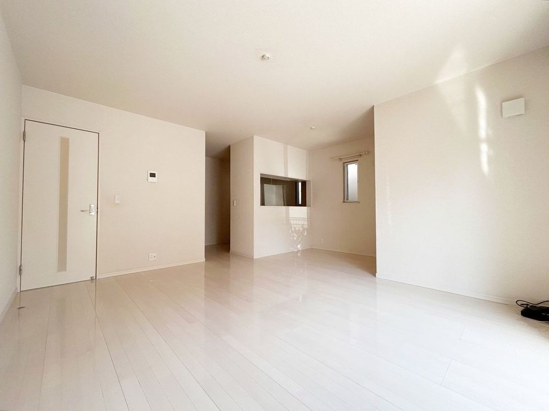4LDK Detached House for Sale in Kashiwa, Chiba - 99.77 sqm - Thumbnail 2