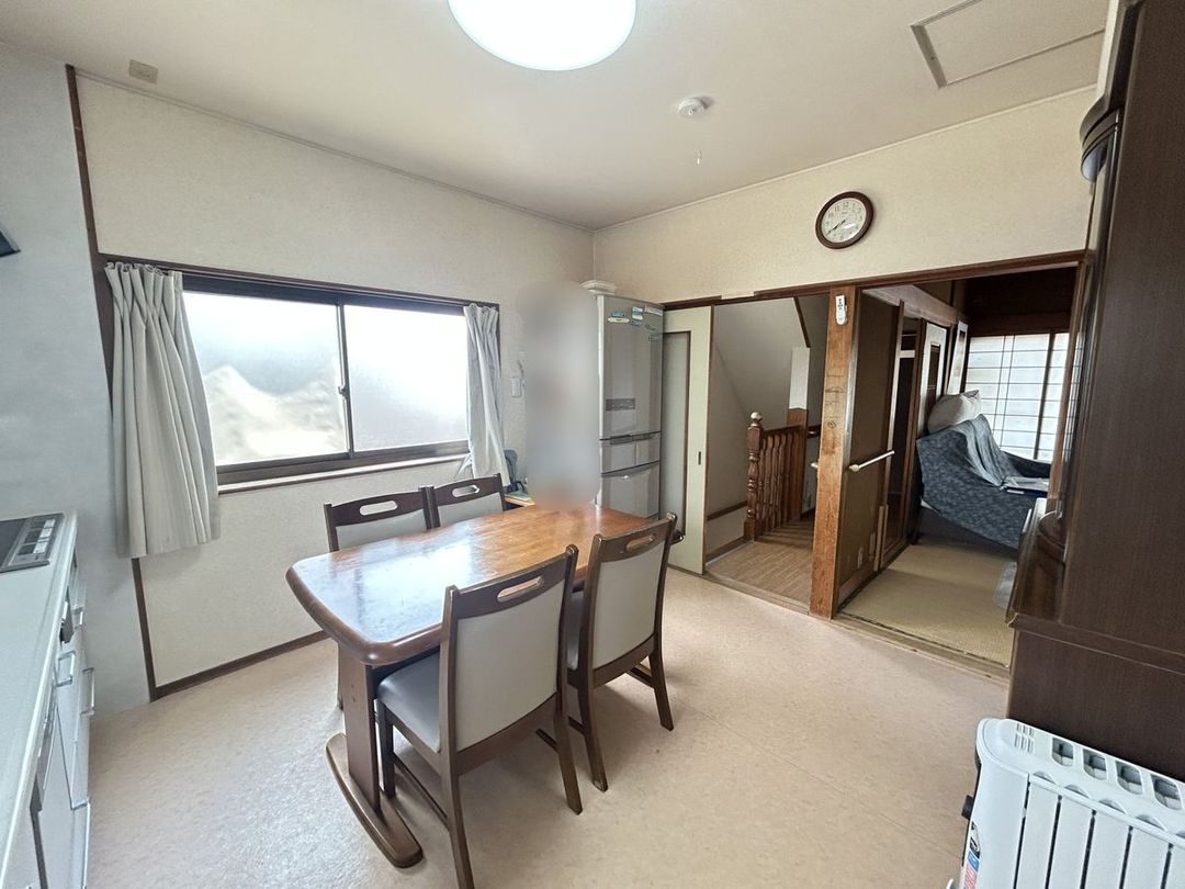5DK Detached House for Sale Near Abikomae Station, Osaka - Thumbnail 2
