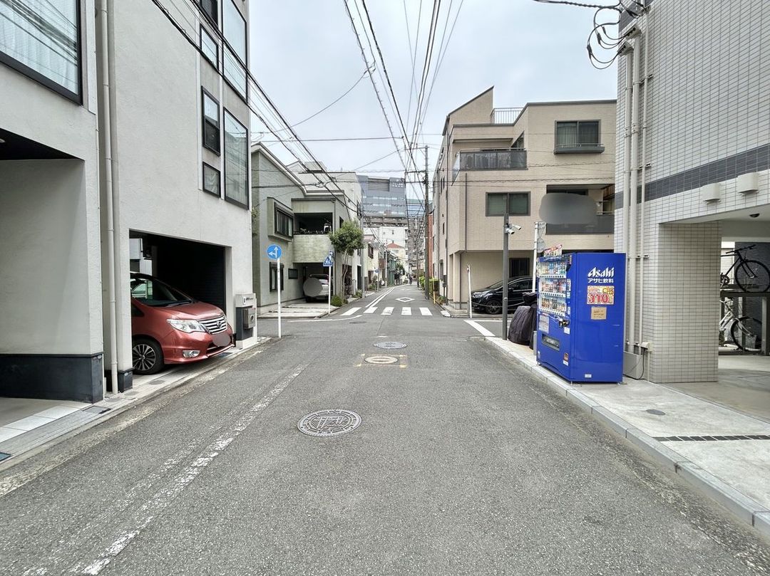 3-Storey House for Sale in Nishi Ward, Yokohama - Thumbnail 3