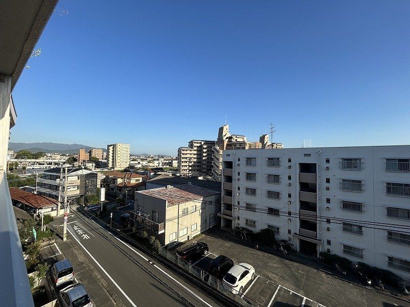 Renovated 2SLDK Apartment in Fukuoka City Minami Ward - Thumbnail 2