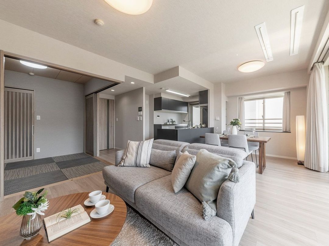 4LDK Apartment for Sale near Tama-Plaza Station, Yokohama - Thumbnail 2