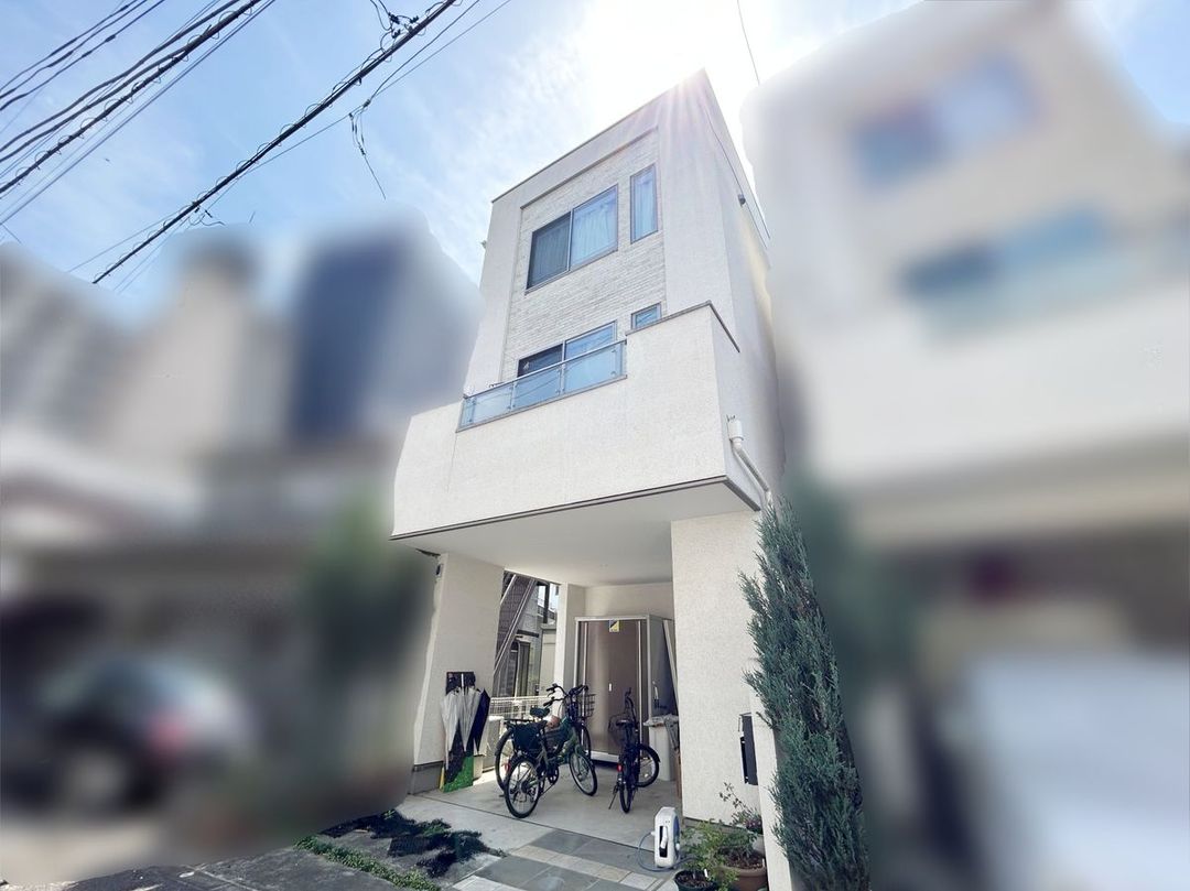 2SLDK Wooden House for Sale in Otsuka, Bunkyo-ku (80.4 sqm) - Thumbnail 2