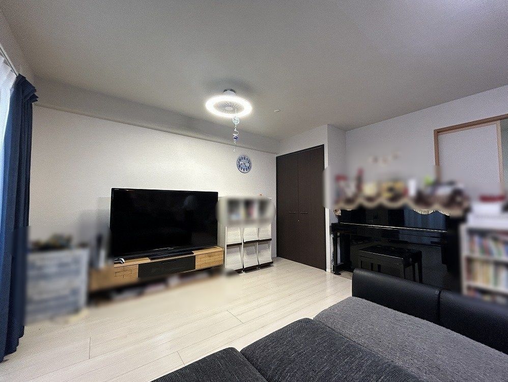 3LDK 85.26m² Apartment for Sale in Nishi Ward, Fukuoka - Thumbnail 2