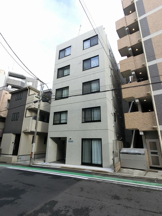 GRIGIA Sakuragicho Investment Apartment Building in Yokohama - Thumbnail 2