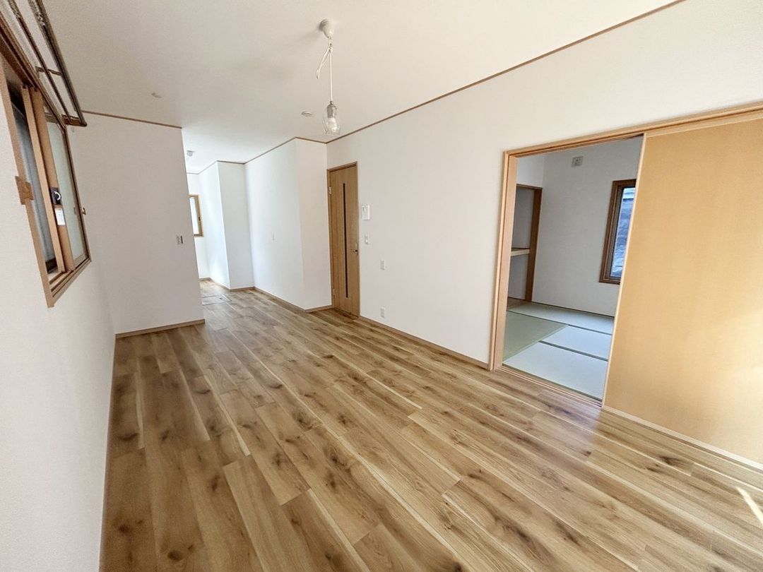 4LDK Renovated House for Sale in Miyahara, Saitama - Thumbnail 2