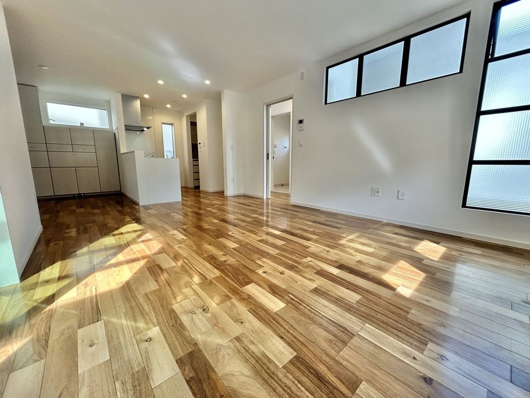 Modern 3LDK House in Kugenuma Kaigan, Fujisawa - Thumbnail 2