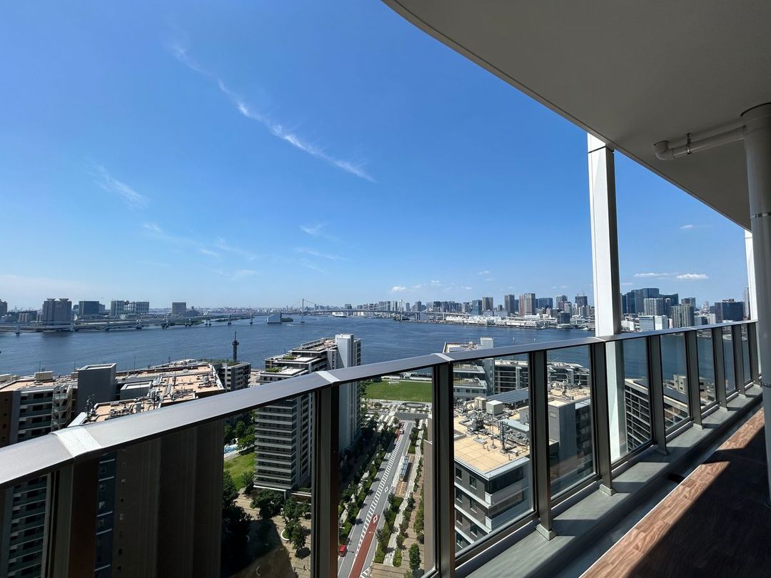 3LDK Apartment for Sale in Harumi, Chuo City, Tokyo - Thumbnail 2