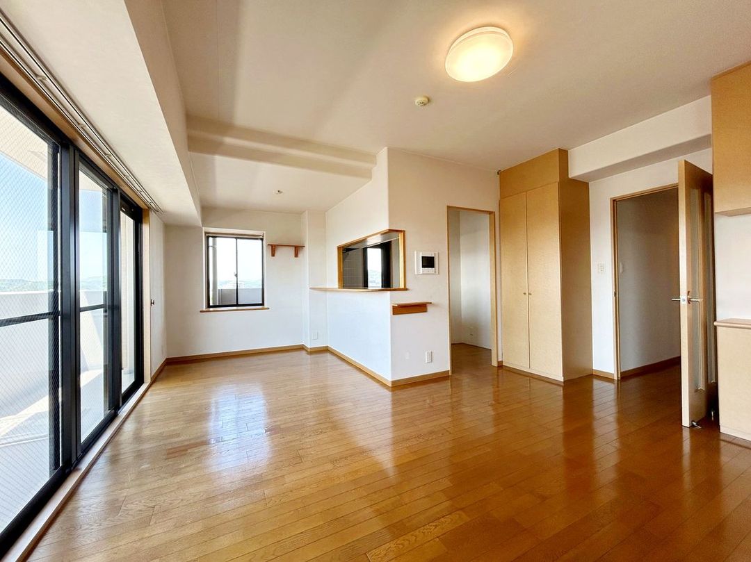3LDK Apartment for Sale in Okayama City, Kita Ward – 75.9 sqm - Thumbnail 2
