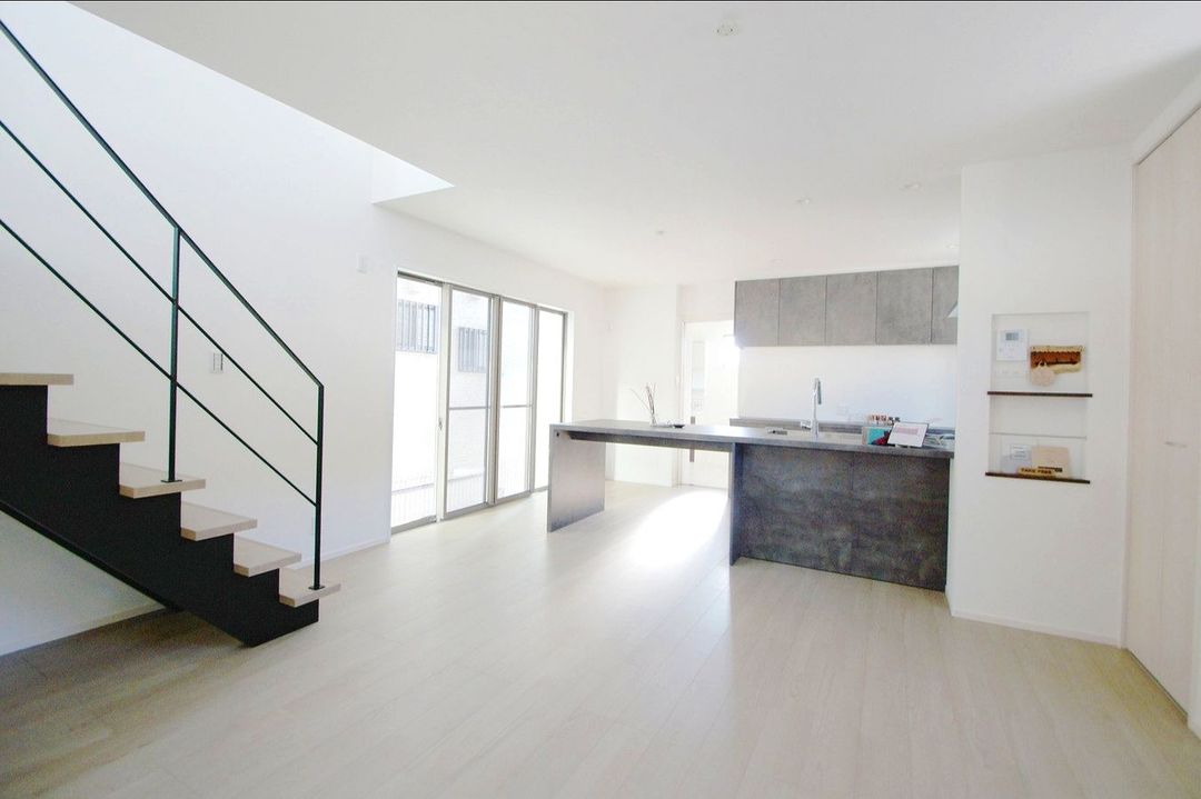 Modern 4LDK House for Sale in Kabehigashi, Hiroshima - Thumbnail 2