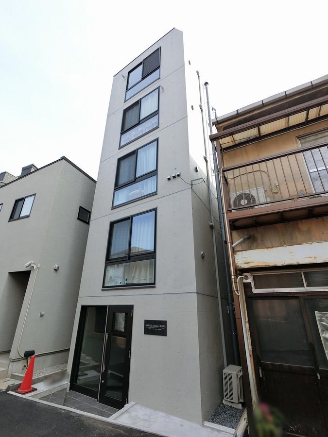 New 1K Apartment Building for Sale in Minami-Nagasaki, Toshima - Thumbnail 3