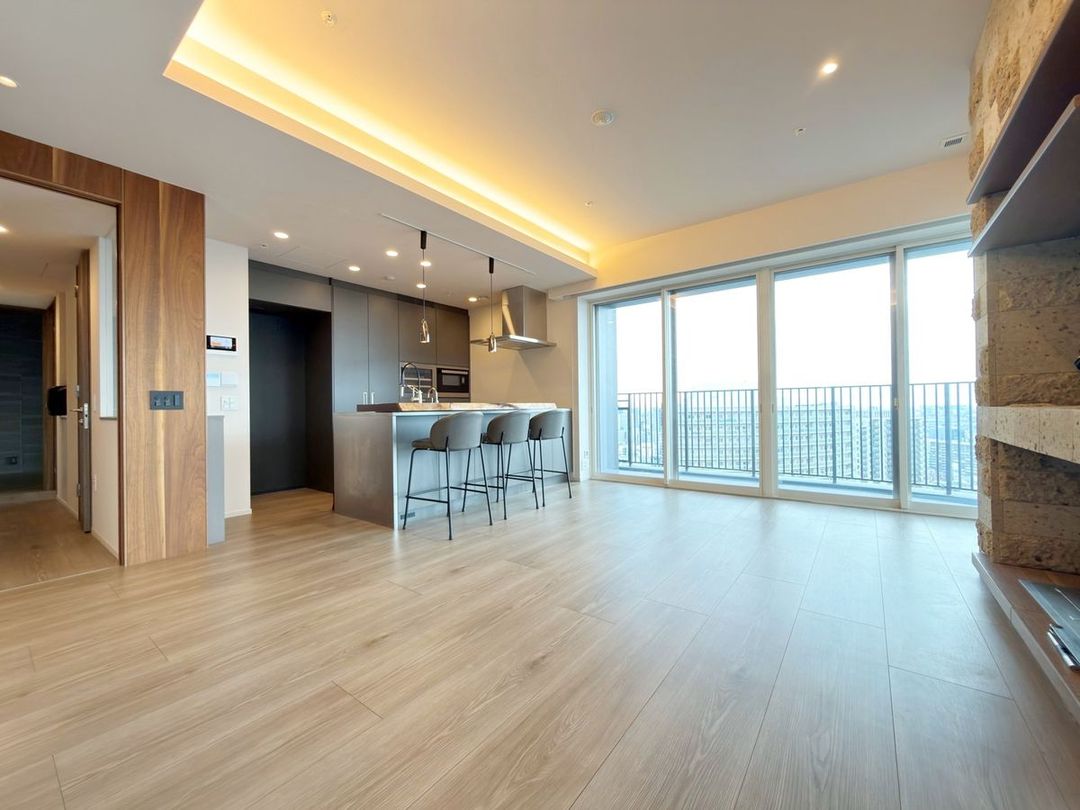 Proud Tower Meguro MARC 3LDK Apartment in Shinagawa, Tokyo - Thumbnail 2