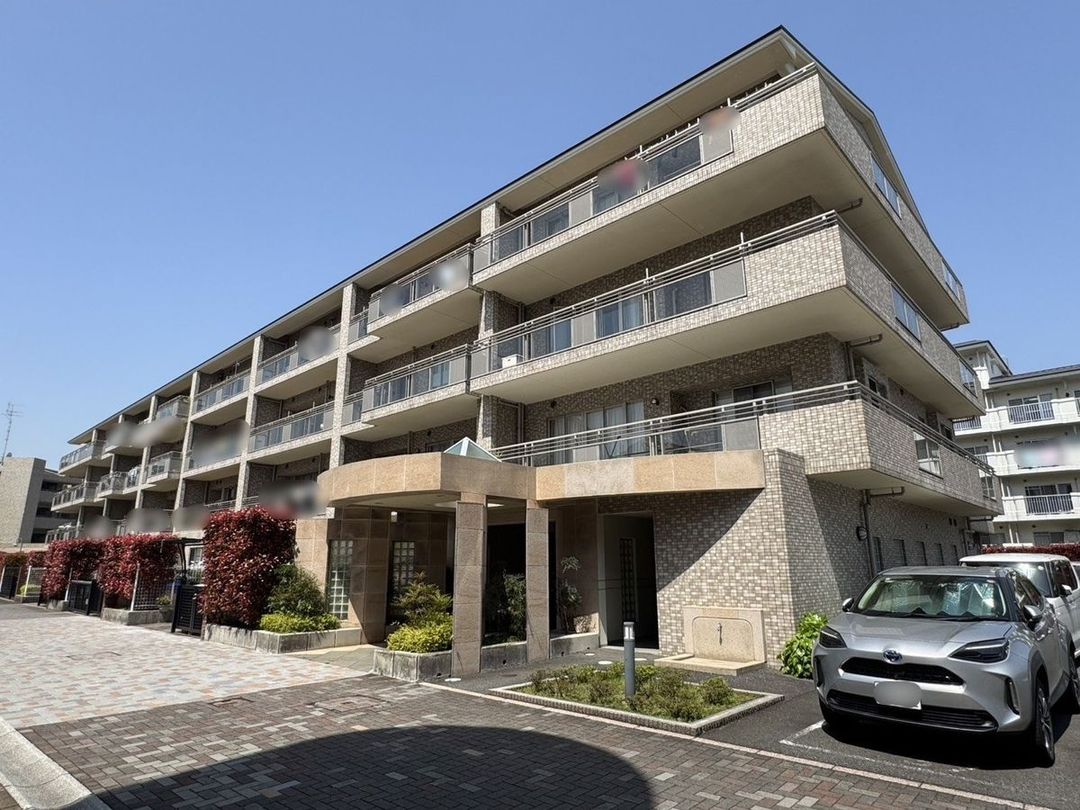 3LDK Apartment for Sale in Yokohama's Kanazawa Ward Near Hakkeijima - Thumbnail 2