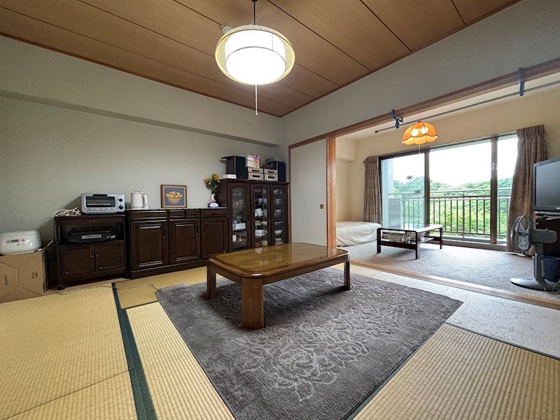 2K Apartment for Sale in Kitakaruizawa, Tsumagoi, Gunma - 44m² - Thumbnail 3