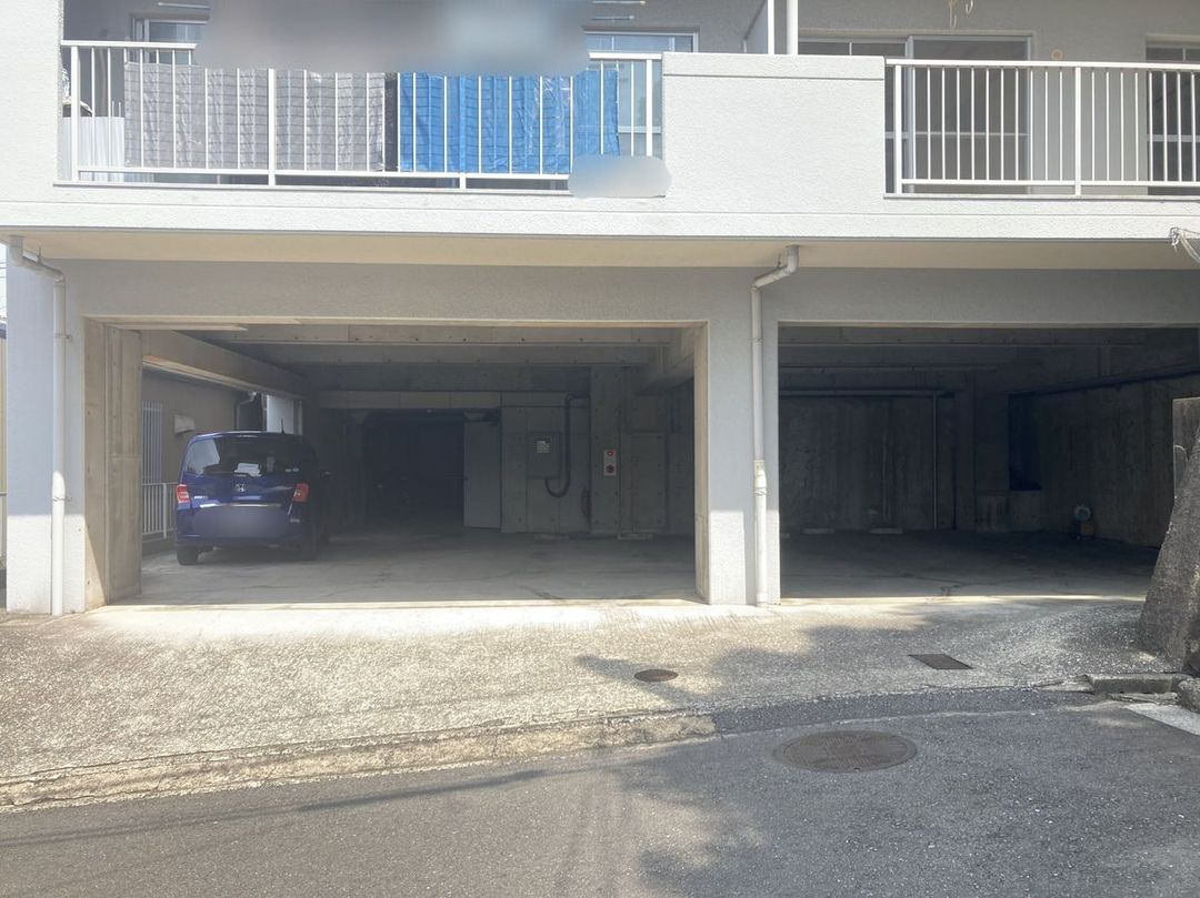 Investment Apartment Building in Kitakyushu, Fukuoka - Thumbnail 3