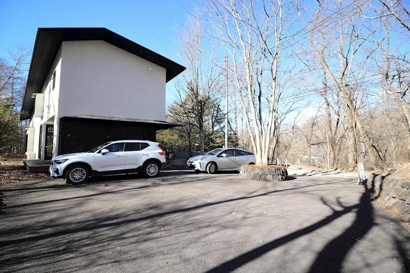 Minamigaoka Designer House 3LDK 199m² with Mount Asama Views - Thumbnail 4