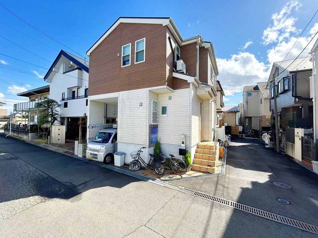 4LDK Detached House for Sale in Higashikurume, Tokyo - Thumbnail 2
