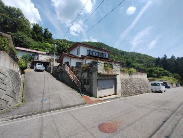 7DK House for Sale in Nagano City with Garden and Akiya Bank Listing - Thumbnail 4