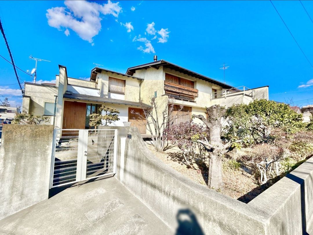 Detached House with Wood Stove & Garden near Higashi-Rinkan Station - Thumbnail 2