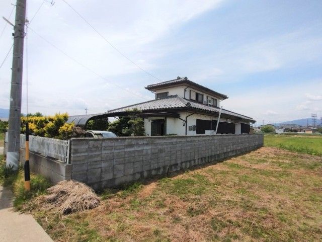 5DK Akiya House for Sale in Rural Nagano City - Thumbnail 4