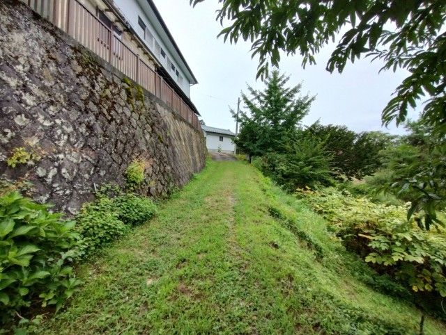 Traditional Home with Dozo Storehouse in Togakushi, Nagano - Thumbnail 2