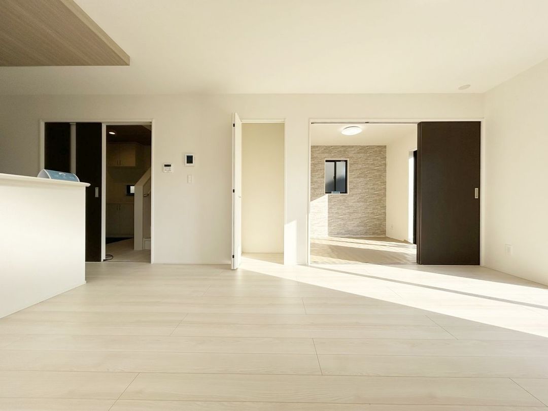New 4LDK Corner Lot House in Chiba's Wakaba Ward - Dec 2025 Completion - Thumbnail 2