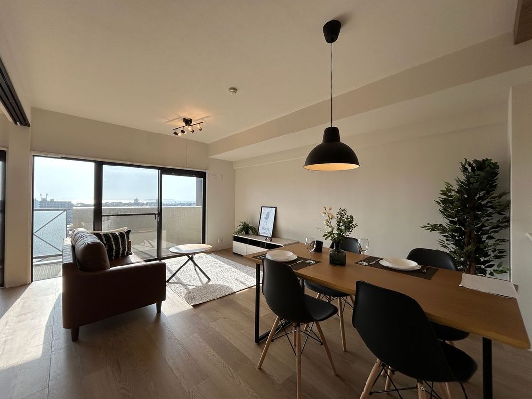 4LDK Apartment for Sale in Fukutsu City, Fukuoka – 83.3 sqm - Thumbnail 2