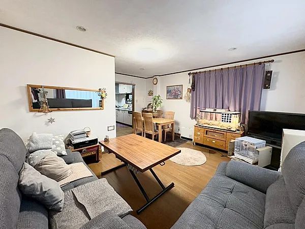 4LDK Steel-Framed House in Tsurumi-ku, Osaka City - Thumbnail 2