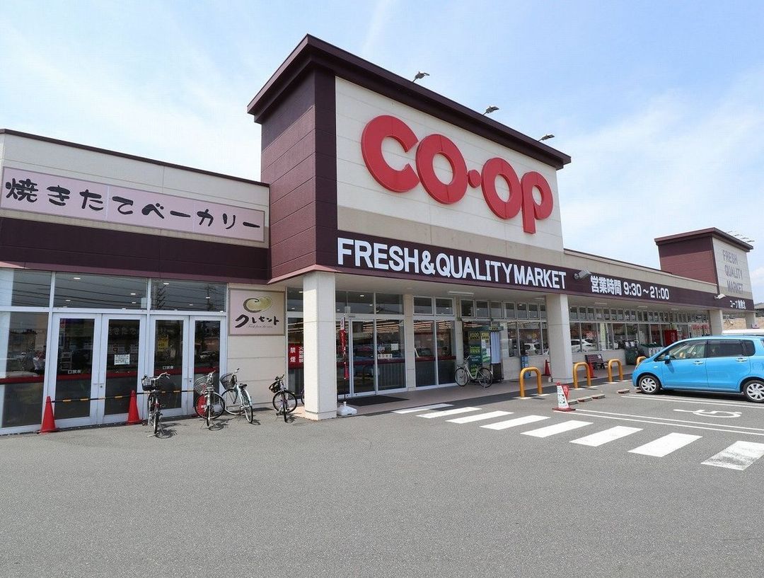 Sakazu Apartment Investment Building for Sale in Kurashiki - Thumbnail 2