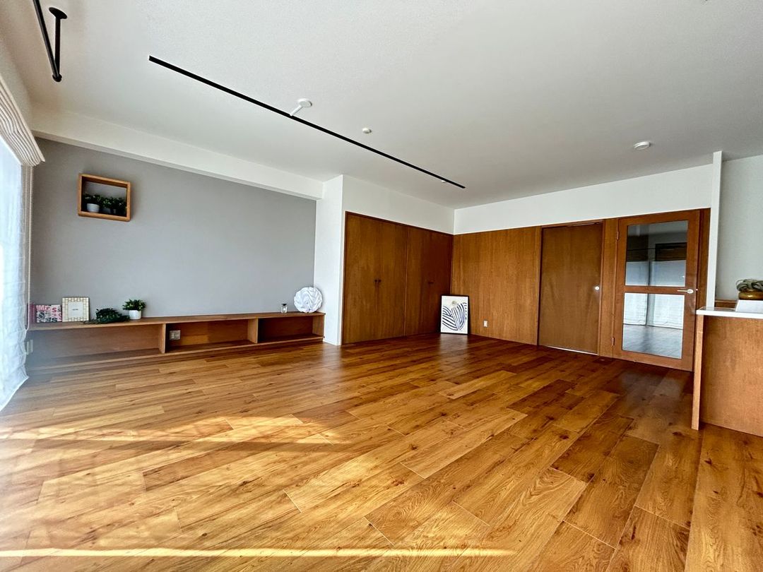2LDK Apartment for Sale in Okayama City, Okayama Prefecture - Thumbnail 2