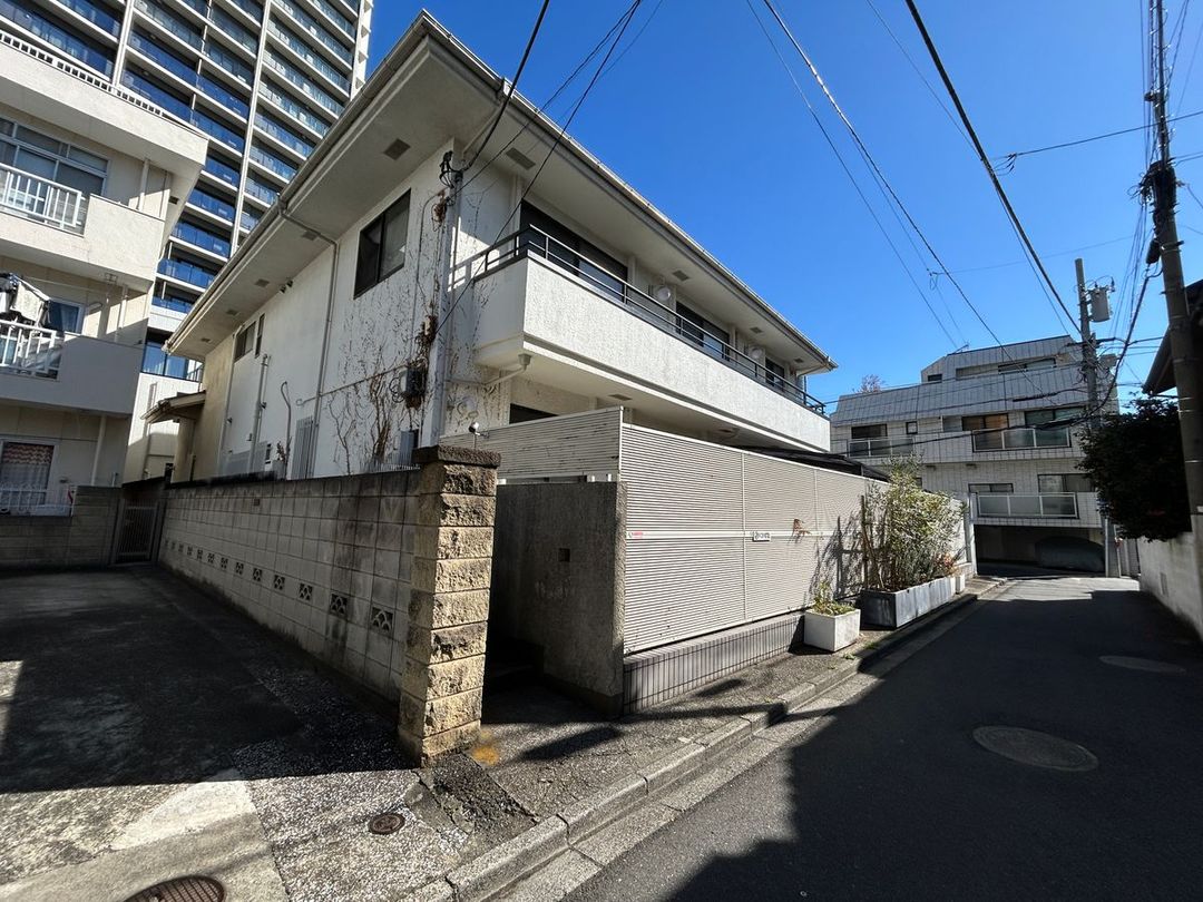 Leasehold Land for Sale in Nishi-Azabu, Minato, Tokyo - 363.64 sqm - Thumbnail 2