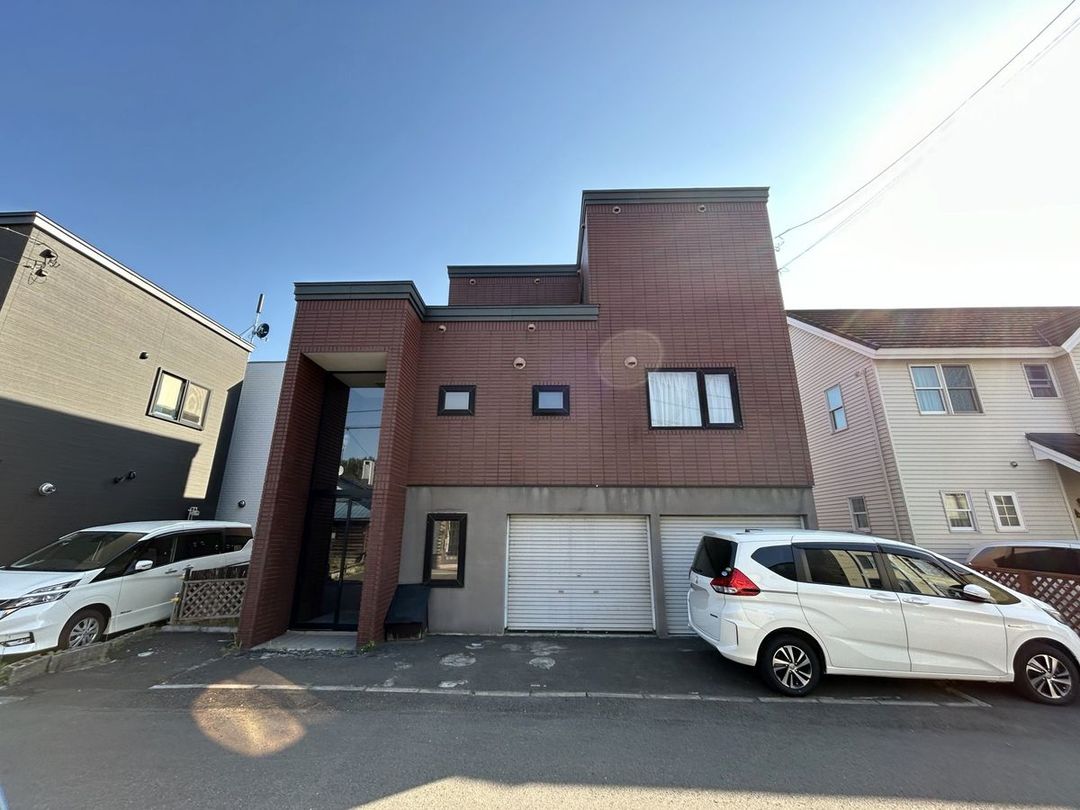 Detached House in Shin-Kotoni, Sapporo | 3SLDK, 178.2 sqm - Image 1