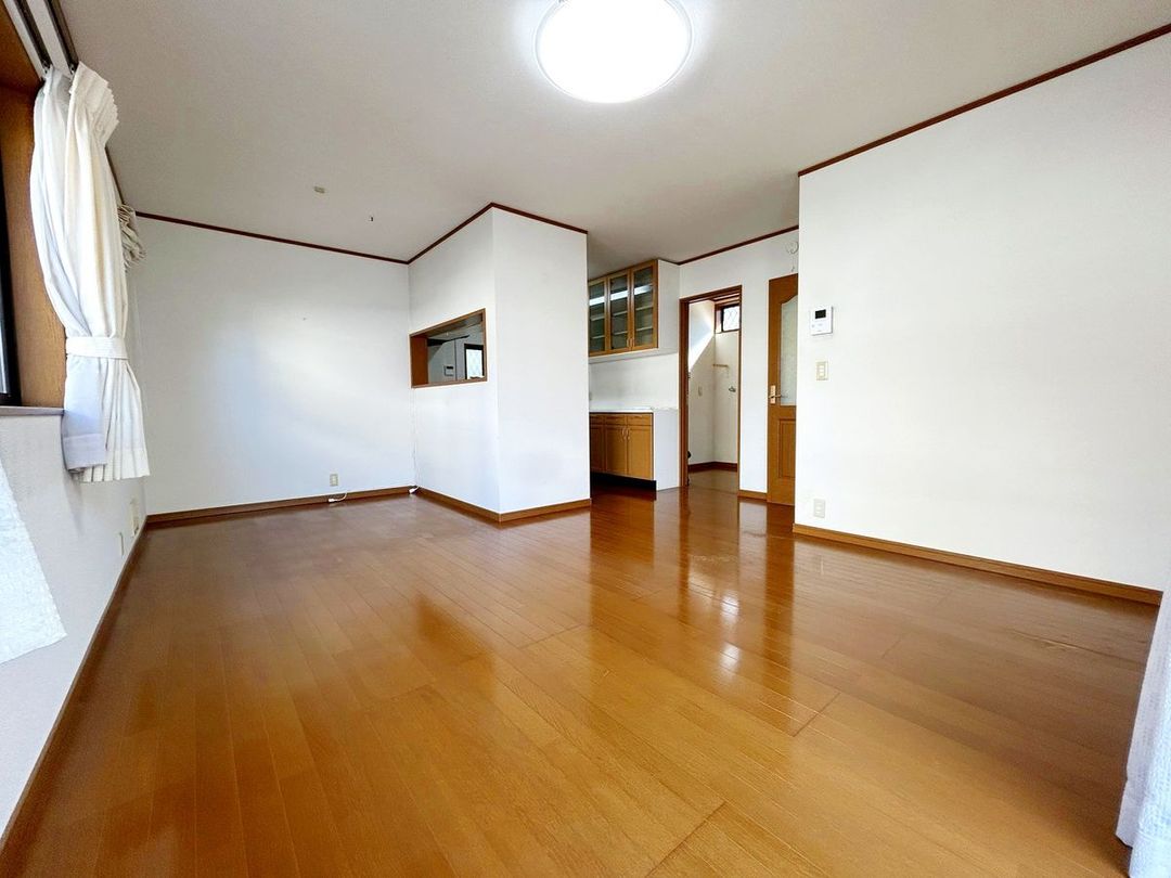 4LDK House for Sale in Kohokudai, Abiko, Chiba - Thumbnail 2