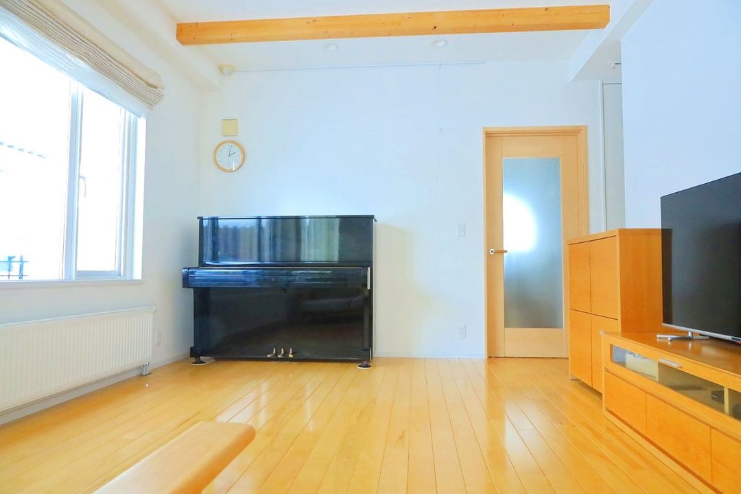 3LDK House in Teine-ku, Sapporo | 124.2 sqm, 210 sqm Land - Thumbnail 2