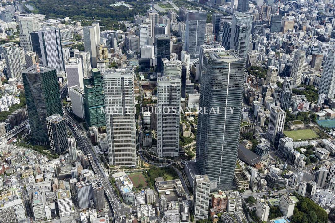New 1K Apartment in Azabudai Hills Residence B, Minato-ku - Thumbnail 2