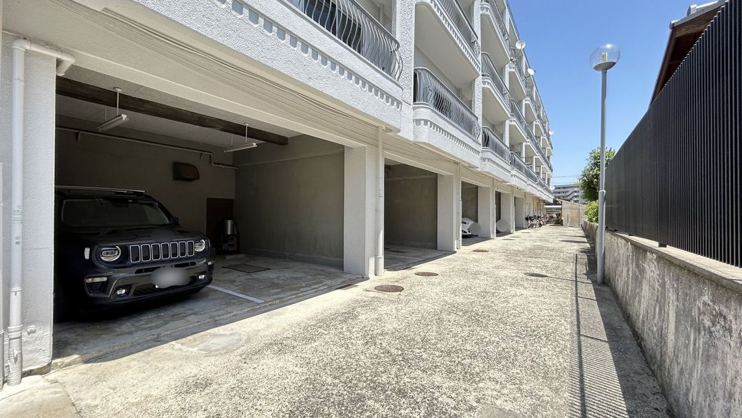 2LDK Apartment for Sale in Toyonaka, Osaka - 49.5 sqm - Thumbnail 2