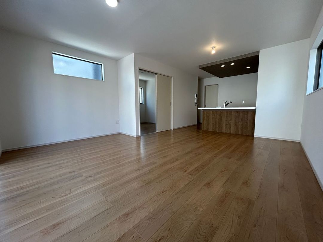 New 4LDK House for Sale in Ichikawa, Chiba - 105.16 sqm - Thumbnail 2