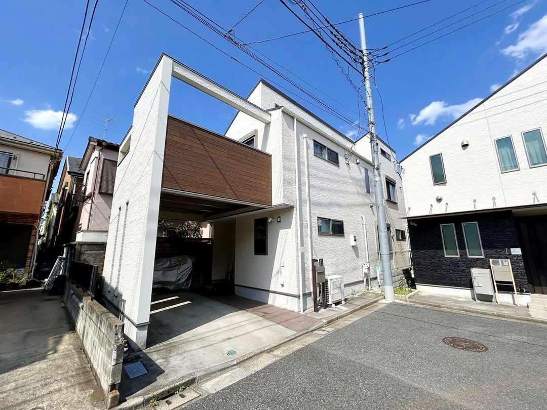 Detached House for Sale in Nerima, Tokyo - 3SLDK, 97.6 sqm - Thumbnail 2