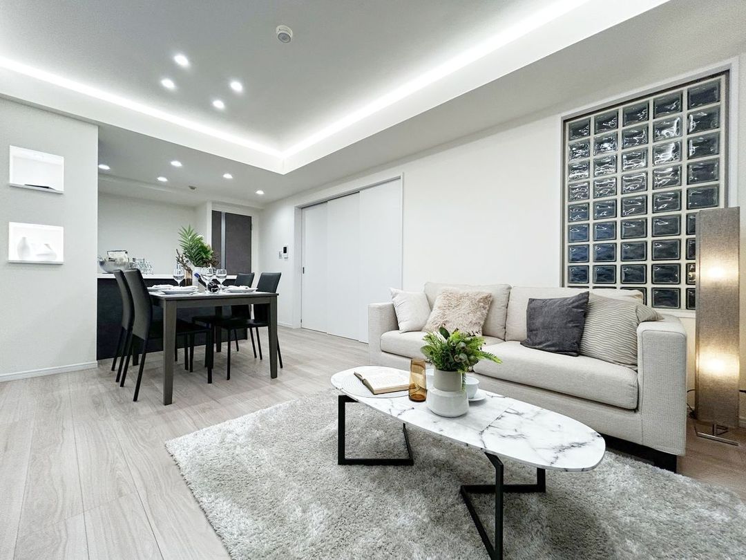 Monarch Higashikurume Royal Tower 3LDK Apartment for Sale - Thumbnail 2