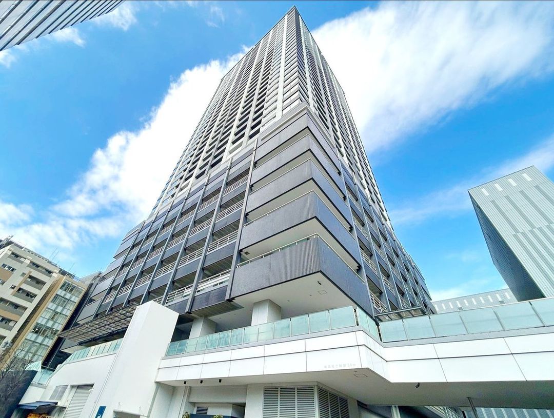 Park Tower Yokohama Station Premium 3LDK Apartment for Sale - Thumbnail 2