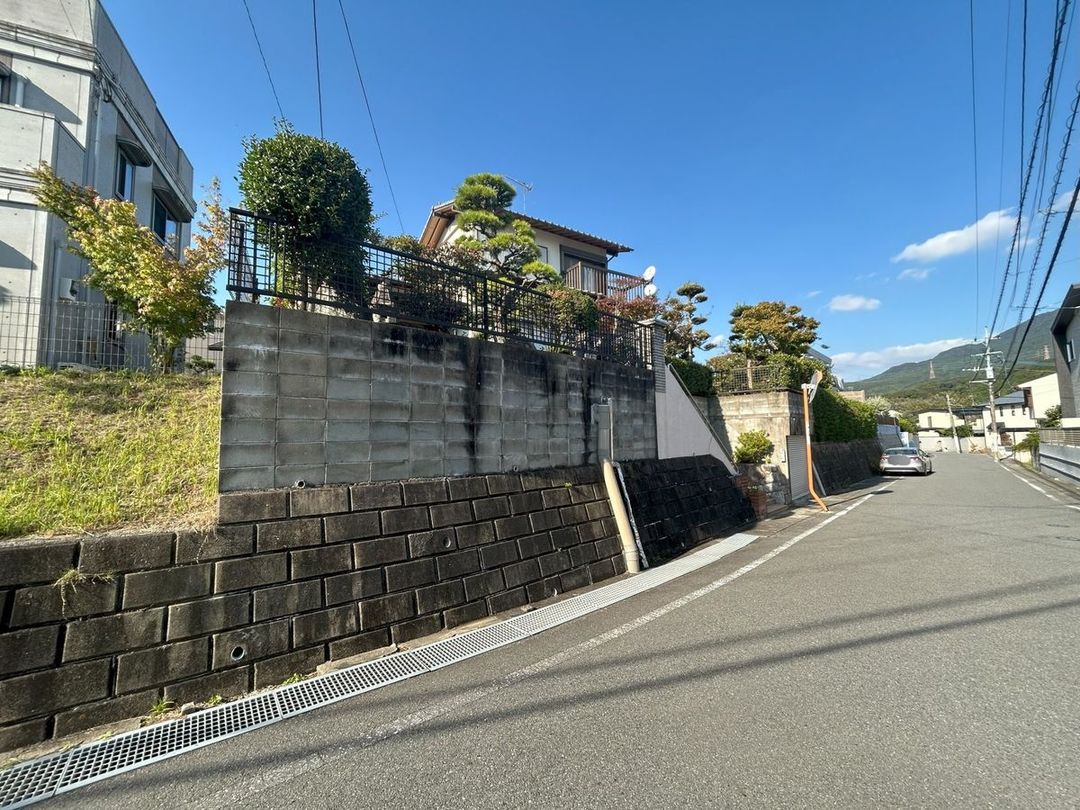 Land for Sale in Chikushino City, Fukuoka | 217.78 sqm - Thumbnail 2