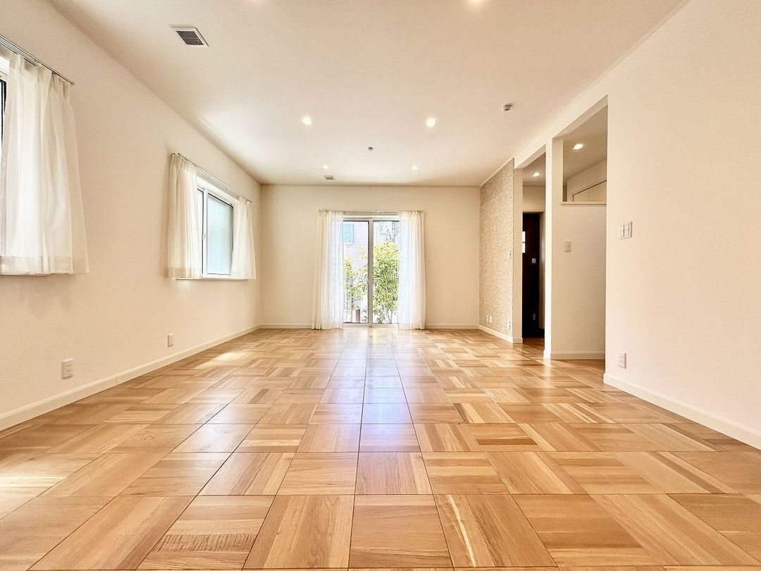3LDK House for Sale in Kamakura, Kanagawa - 103.76m2 - Thumbnail 2