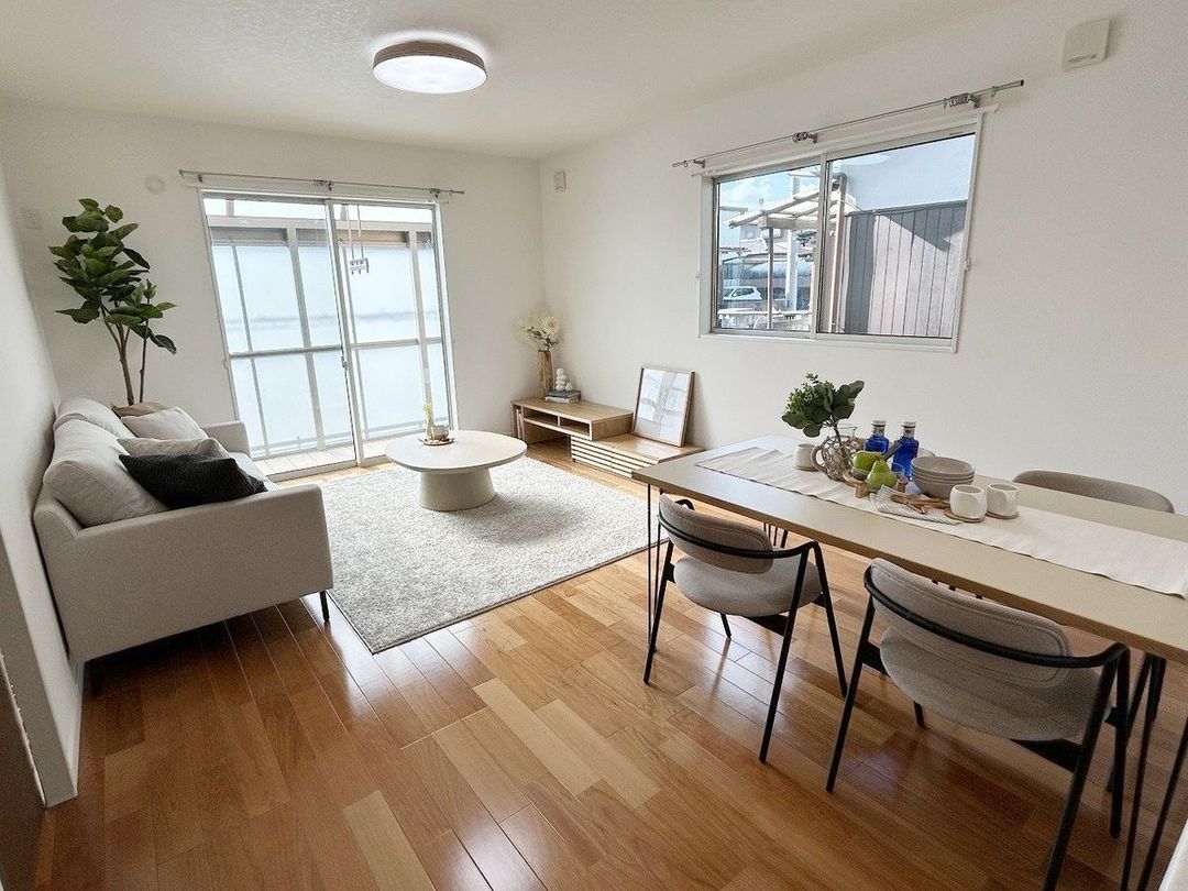 6LDK Detached House in Jironaru, Fukuoka | 125.86㎡ with Solar Power - Thumbnail 2