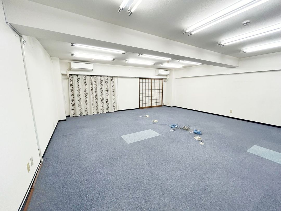 1LDK Apartment for Sale in Fukuoka City Chuo Ward 74.17 sqm - Thumbnail 2