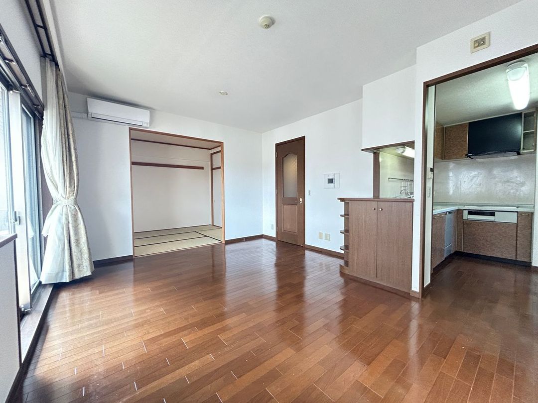 4LDK Apartment for Sale in Hakushima, Hiroshima City - Thumbnail 2