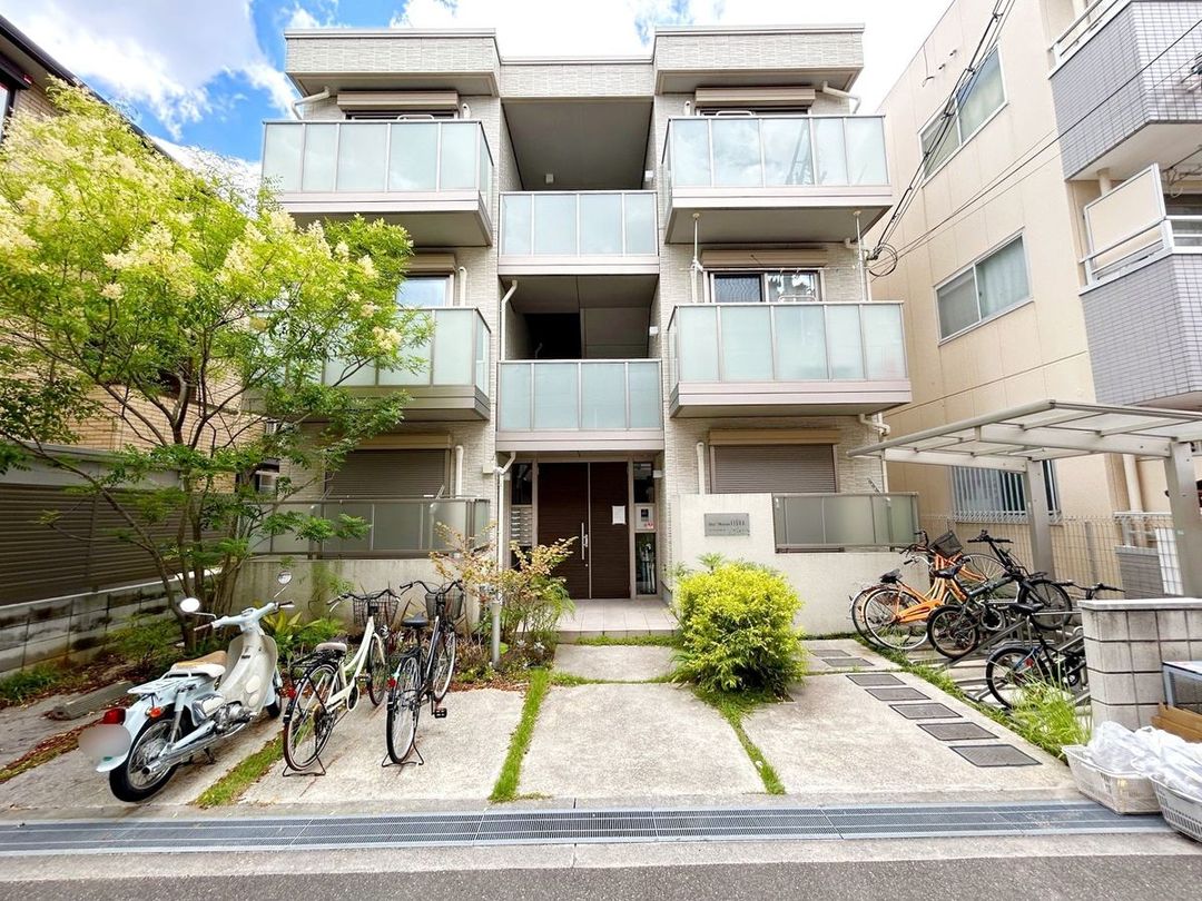 Investment Apartment Building in Ibaraki, Osaka - 6 Units - Thumbnail 2