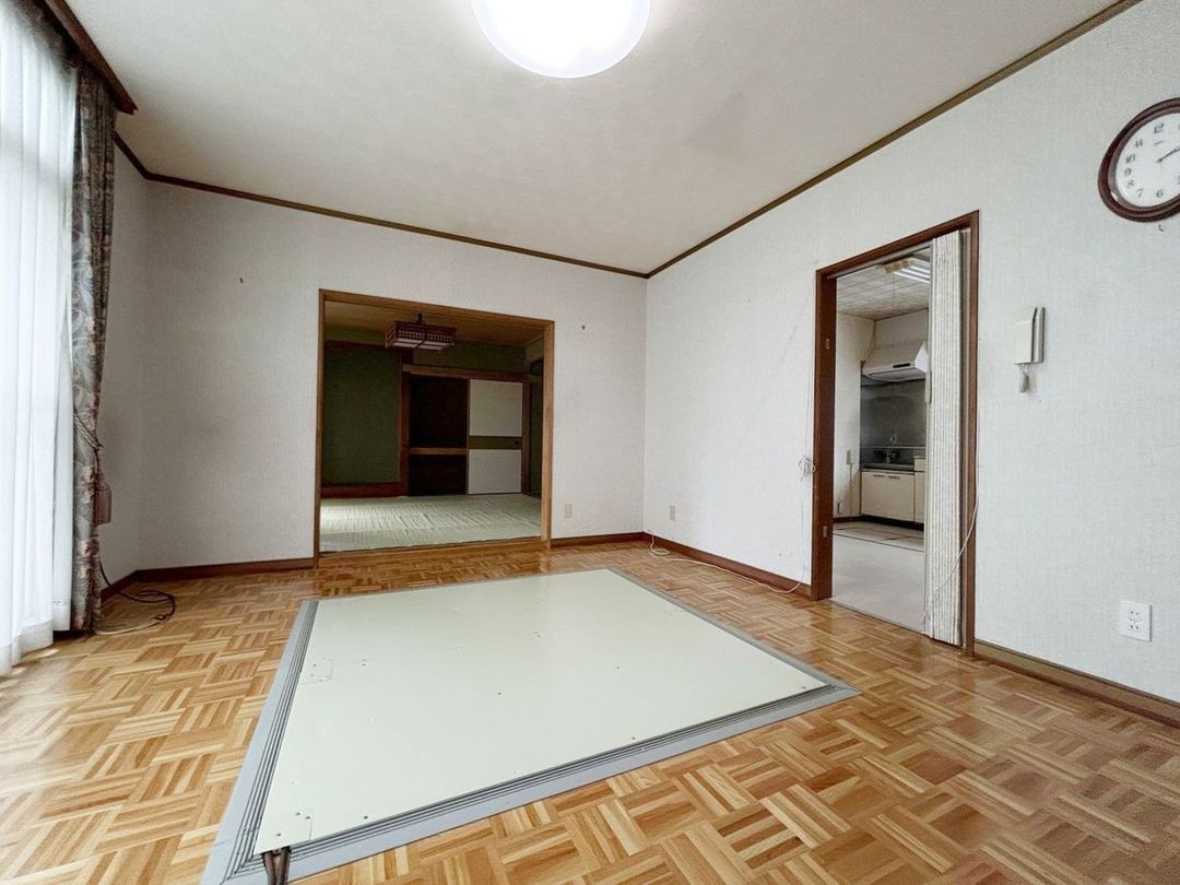 5LDK Detached House for Sale in Ebetsu, Hokkaido - Thumbnail 2