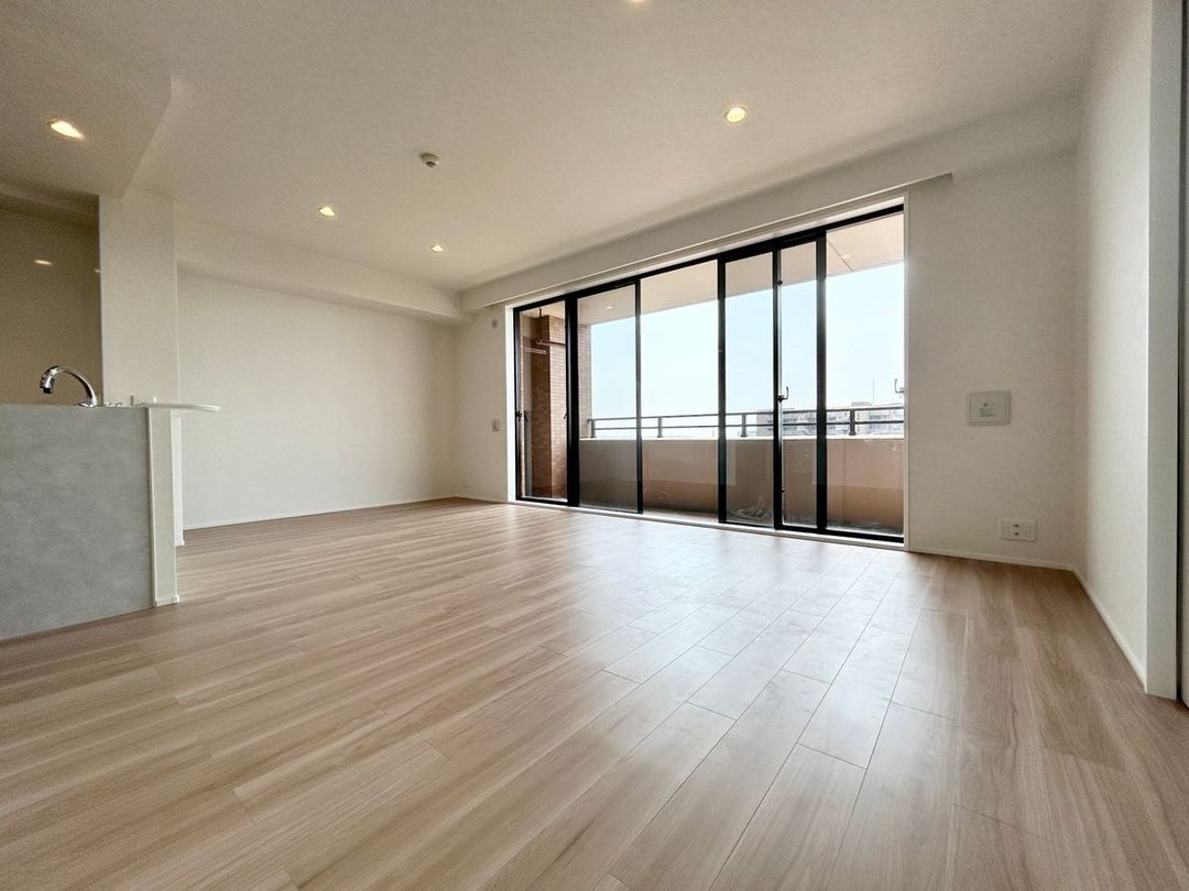 3LDK Apartment for Sale in Fujisawa, Kanagawa - 100 sqm - Thumbnail 2
