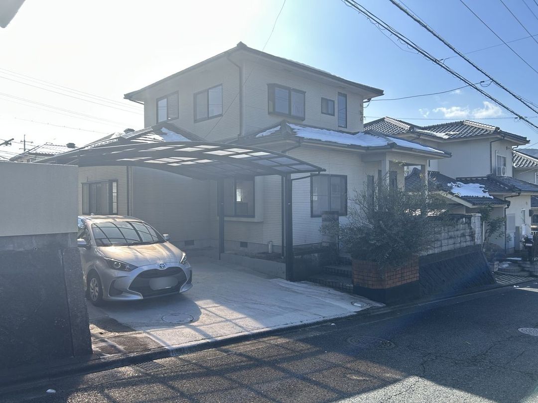 3LDK Detached House for Sale in Hiroshima's Asaminami Ward - Thumbnail 2