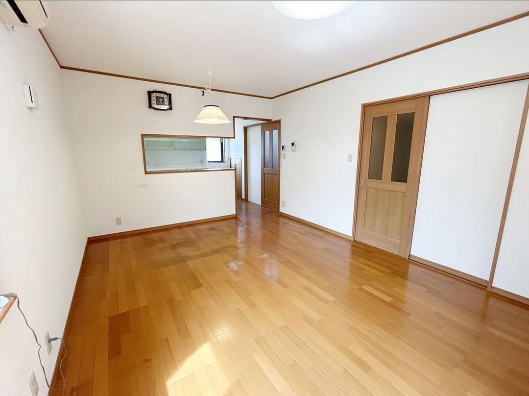 Spacious 3SLDK House for Sale in Iwanuma, Miyagi - Thumbnail 2